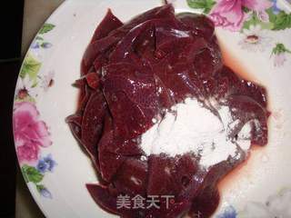 甜椒炒猪肝的做法步骤:4
