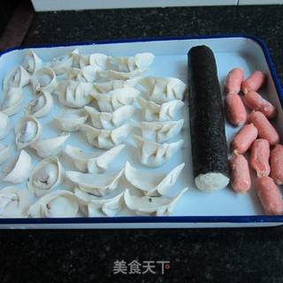 孩子们的香锅----排骨馄饨饺子锅的做法步骤：4