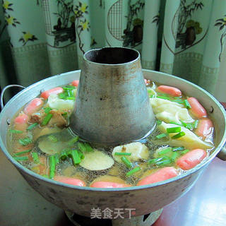孩子们的香锅----排骨馄饨饺子锅的做法步骤:9