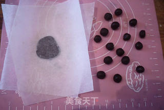蛋糕的另类装饰——巧克力玫瑰的做法步骤:4
