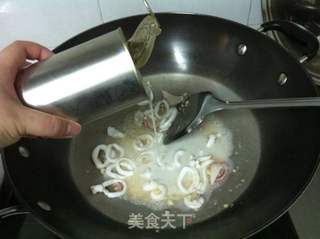 椰奶鱿鱼包菜意大利面的做法步骤:6