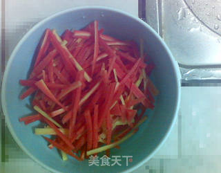 胡萝卷心小肉丝的做法步骤:2