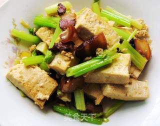 最完美的食材组合——芹菜豆腐的做法步骤:9
