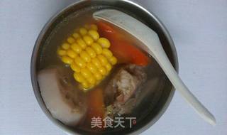 胡萝卜玉米莲藕大骨汤的做法步骤:11