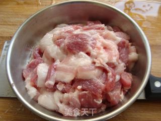 一定要试的一道菜-------豆鼓小炒肉的做法步骤：4