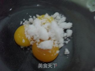 原味戚风蛋糕的做法步骤：7