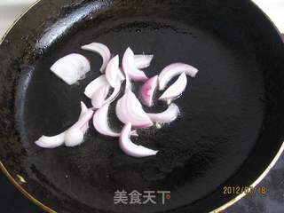 小炒松蘑的做法步骤:6