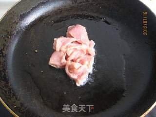 小炒松蘑的做法步骤:4