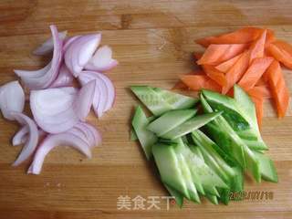 小炒松蘑的做法步骤:3