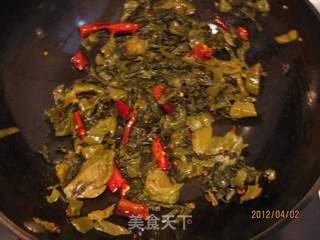 酸菜炖烧鸡—剩菜可以再利用的做法步骤:5