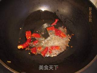 酸菜炖烧鸡—剩菜可以再利用的做法步骤:4