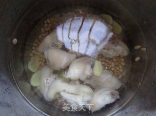 麻辣猪手火锅的做法步骤:6