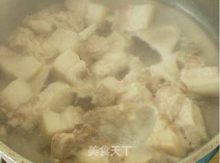 土豆红烧肉的做法步骤：6