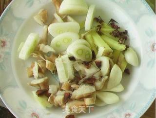 土豆红烧肉的做法步骤:7