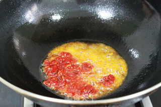 辣白菜五花肉煲的做法步骤:6