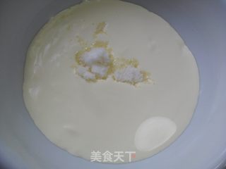 鲜奶水果蛋糕的做法步骤：2