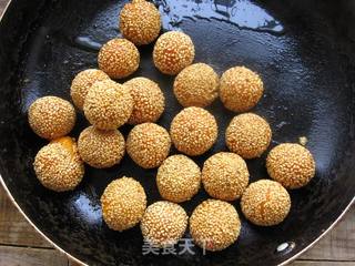 南瓜芝麻团的做法步骤:10