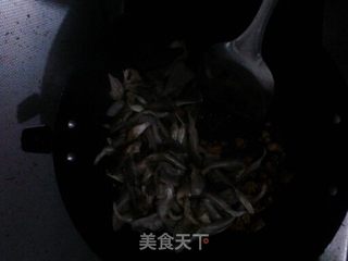 平菇炒肉片的做法步骤：7