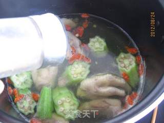 秋葵鸡爪汤的做法步骤:14