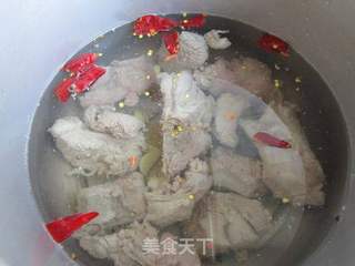 干豇豆胡萝卜炖牛排骨的做法步骤：7