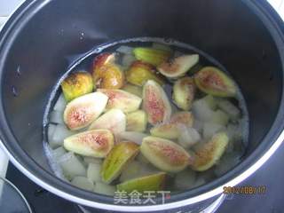 无花果炖梨——清肺润肺的做法步骤:8