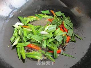 双椒豆豉炒肉丝的做法步骤:8