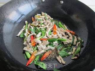 双椒豆豉炒肉丝的做法步骤:9