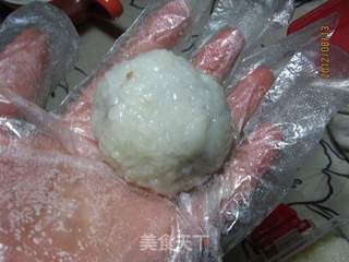 玫瑰红豆沙糯米球的做法步骤:8