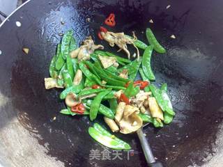 【德世朗冰箱剪试用报告】土鱿炒荷兰豆的做法步骤:9