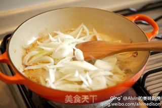 Thyme chicken with tomato sauce 茄汁鸡肉的做法步骤:5