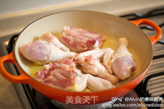 Thyme chicken with tomato sauce 茄汁鸡肉的做法步骤:2