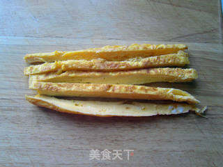 金枪鱼沙拉紫菜包饭的做法步骤:11