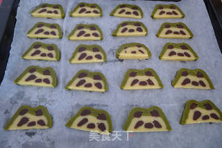 抹茶熊猫饼干的做法步骤:19