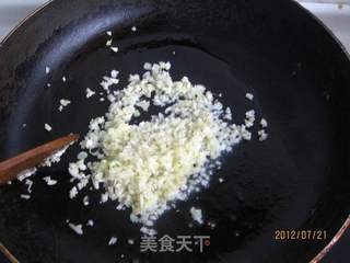 蒜蓉粉丝蒸虾的做法步骤:9