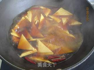 蜜汁豆干的做法步骤:11
