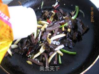 猪血炒豆干的做法步骤:14
