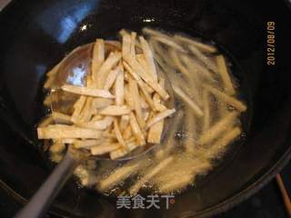 猪血炒豆干的做法步骤:6