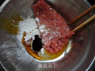 香煎白菜盒子的做法步骤:2