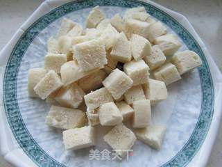 孜然炒馍馍的做法步骤:2