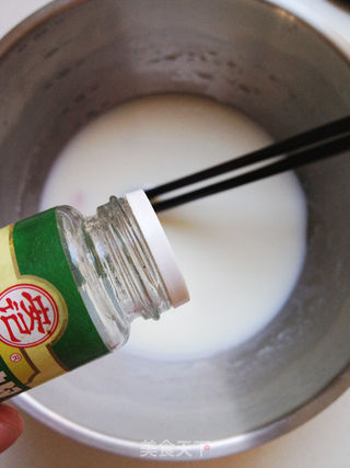 经典鲁菜——炒芙蓉虾的做法步骤:7