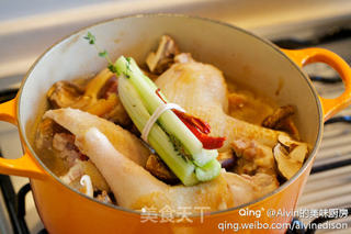 Chicken with carrot & scallion stew的做法步骤:5