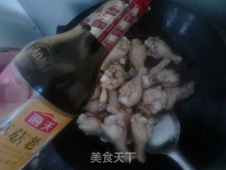 翅根烧土豆的做法步骤:7