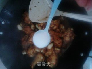 翅根烧土豆的做法步骤:8