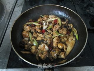 葱烧田鸡的做法步骤:5