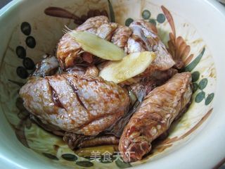 红烧鸡翅的做法步骤:2