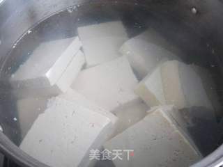 酸辣饺子火锅的做法步骤:3