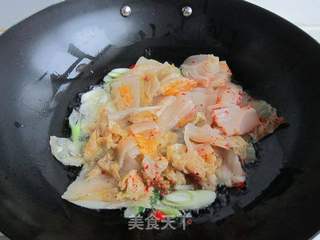 酸辣饺子火锅的做法步骤：9
