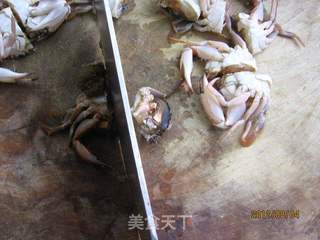 酱香炒蟹的做法步骤:2