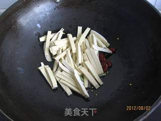 酱香菇豆干的做法步骤:5