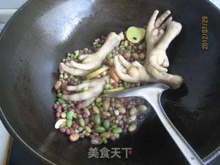 憨豆凤爪的做法步骤:9